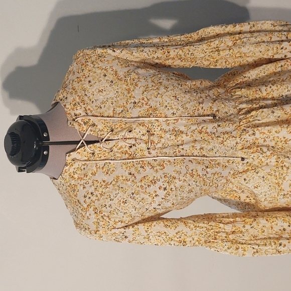 Handmade Floral Lace Up Dress with a Gathered Skirt and Sleeves - Picture 2 of 14